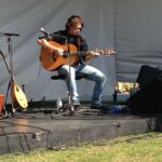 Éric With Guitar 1